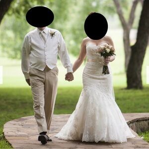 Ivory Lace Mermaid Wedding Dress with Sweetheart Neckline